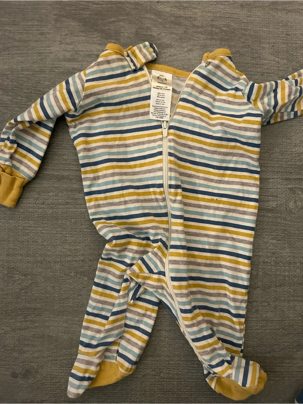 Set of 2 New born Gerber One-Piece  Sleepers Sets.